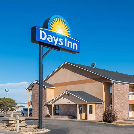 Days Inn By Wyndham Russell Exterior foto